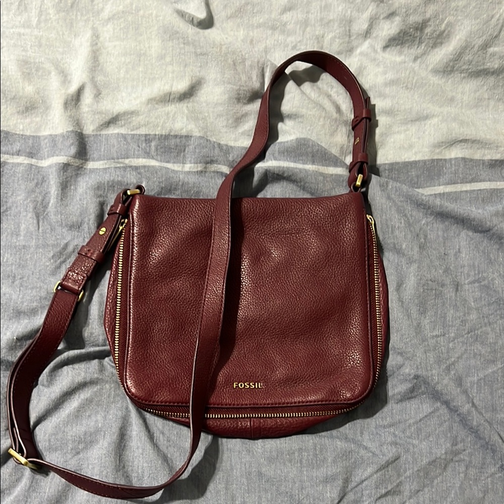 Fossil Red Crossbody Bag with Adjustable Strap